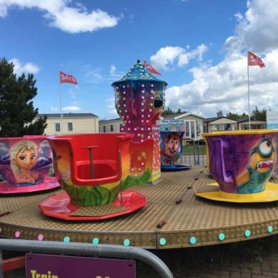 Blue Dolphin Holiday Park Gristhorpe Eksteriør bilde